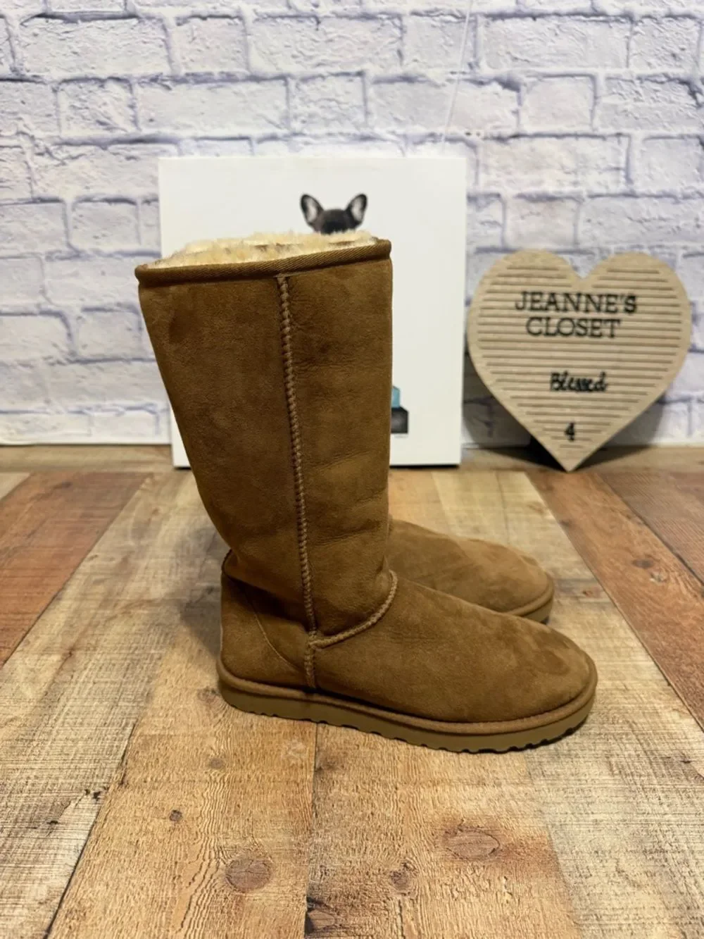 UGG Australia Classic Tall 5815, Sheepskin Lining, Treadlite Sole